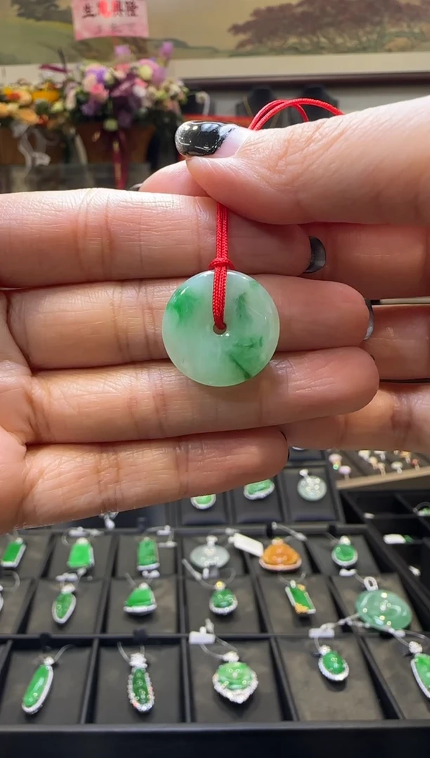 【闪购商品】翡翠颈饰未镶嵌KK 福利不退换