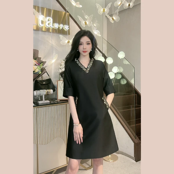 YUANBAO 2025新款小众炸街高级感女装收腰优雅宽松高贵气质连衣裙