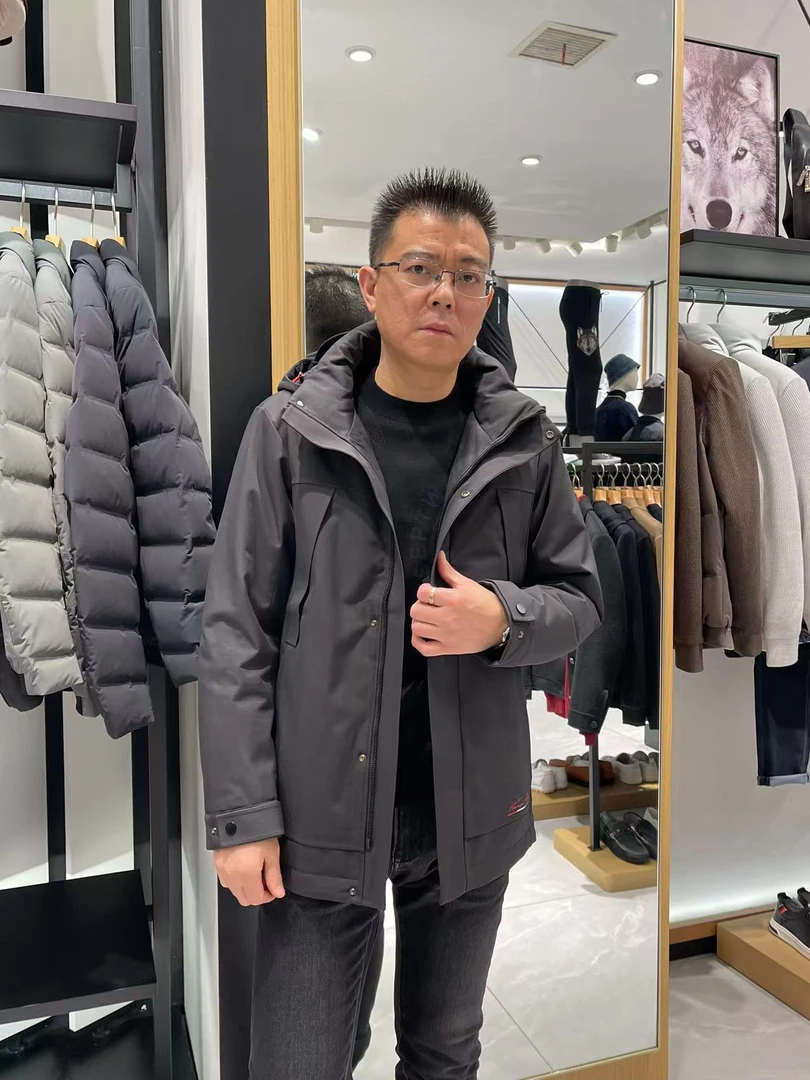 Septwolves/七匹狼2023冬季福利款羽绒服（8210）原价2399