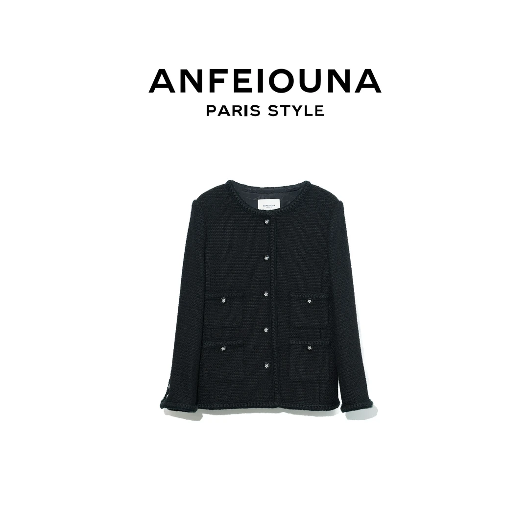 《无人冬夜》2025F/W晨锐小香风外套“秀场女王系列”女士1299