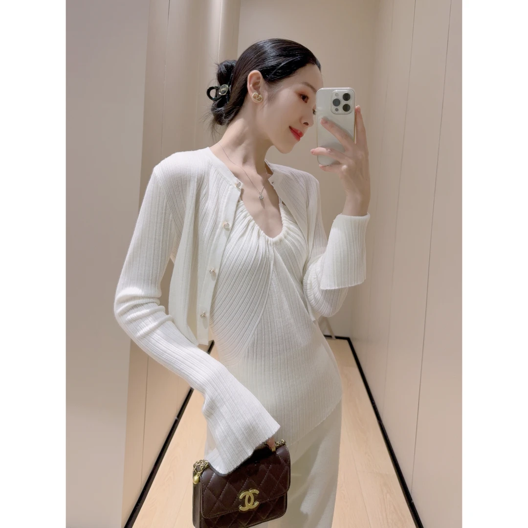 秋冬新款女装时尚纯色羊毛针织衫修身显瘦气质羊毛开衫套装