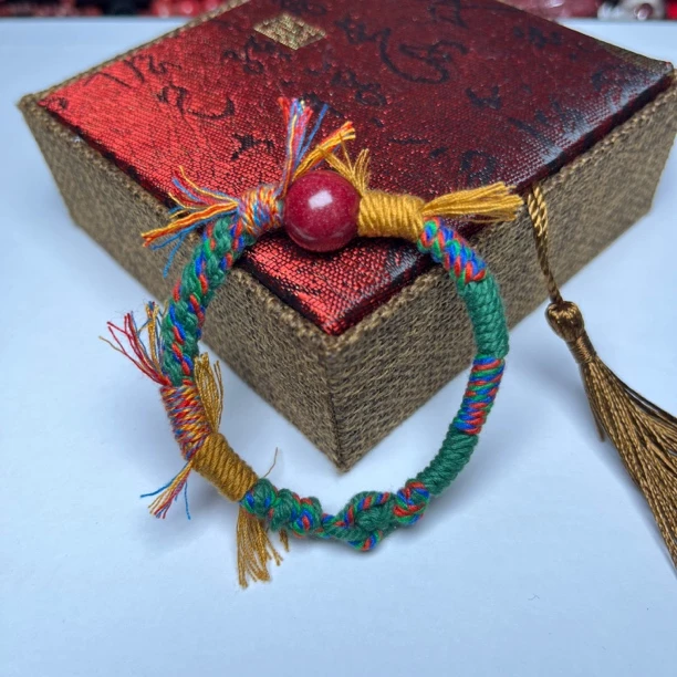 非金属布艺手链 时尚创意手串 设计款