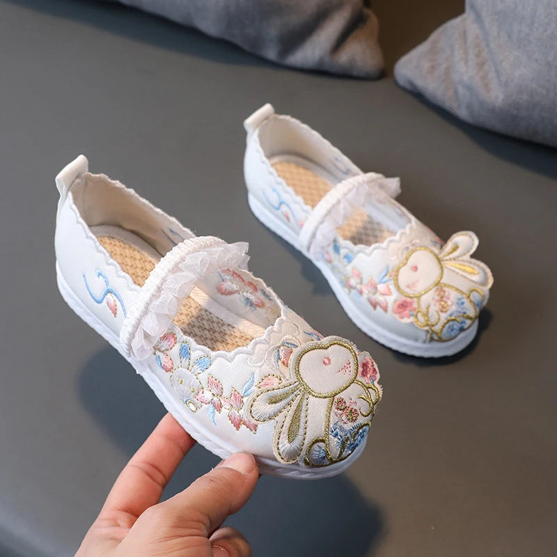 汉服鞋儿童民族风绣花鞋中国风马面裙鞋女宝公主鞋可爱兔子古装鞋