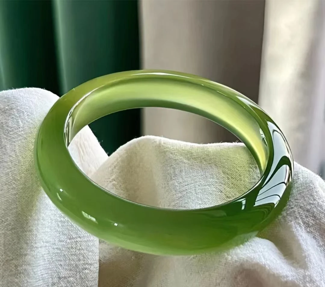 【杨总福利】纯天然蛇纹石玉未镶嵌多样性发其一180绿手镯