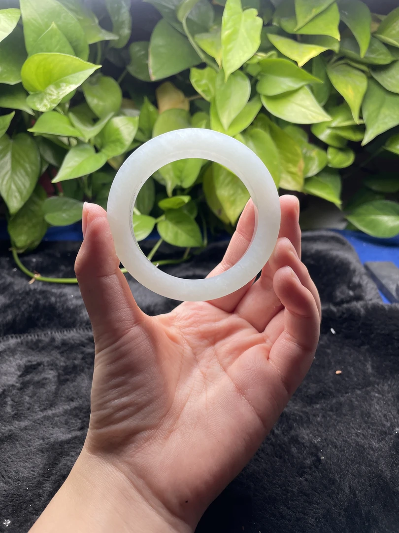 天然A货翡翠手镯定制