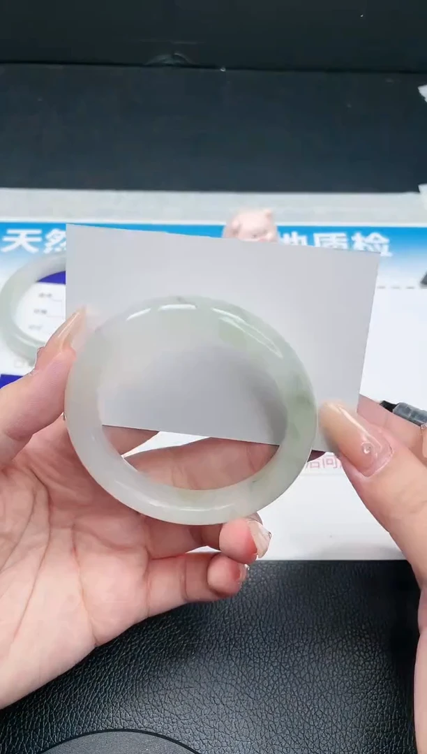 【闪购商品】石英质玉手镯未镶嵌26 395-56