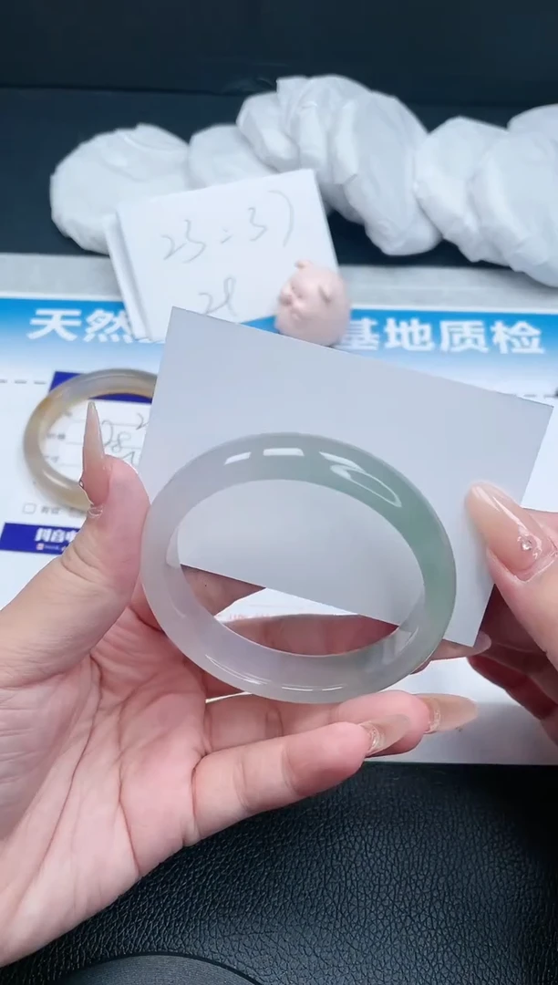 【闪购商品】石英质玉手镯未镶嵌26 240-58