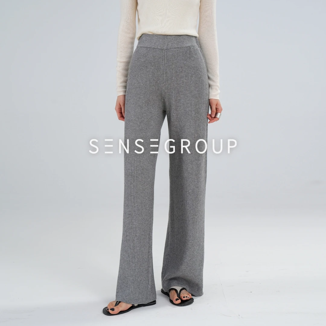 拾尚共合「秋日慢波」细竖纹遮肉显瘦微喇针织裤