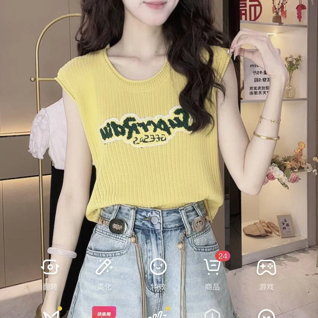 【穿的黄色】字母印花针织衫女无袖设计感马甲短上衣