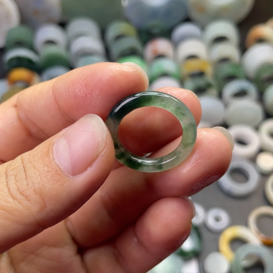 【闪购商品】翡翠戒指未镶嵌守**天
