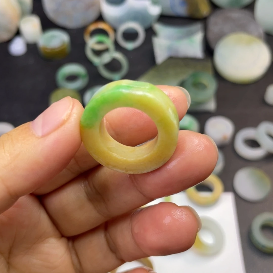 【闪购商品】定制翡翠未镶嵌汤**子
