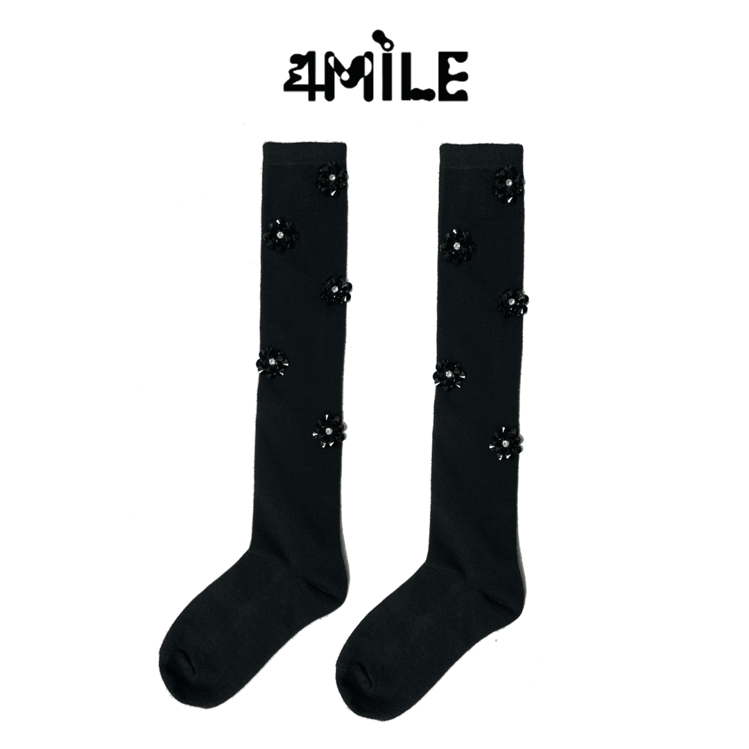 4MILE【补差价】春季款玻璃小花点缀黑色过膝长袜