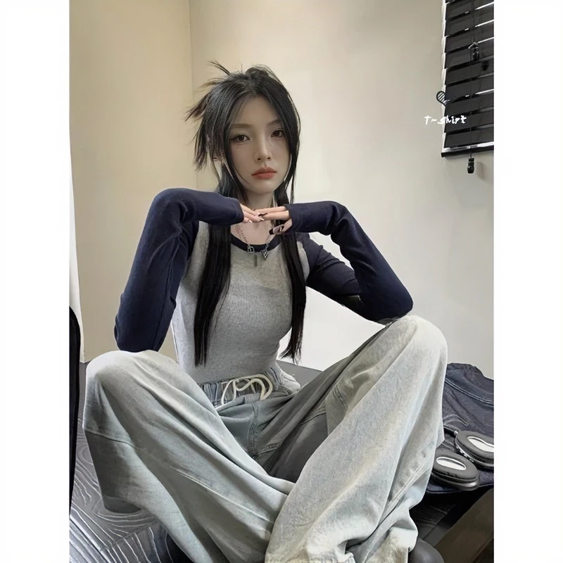 纯欲设计感修身显瘦撞色圆领长袖打底衫女秋装新款甜辣风短款上衣