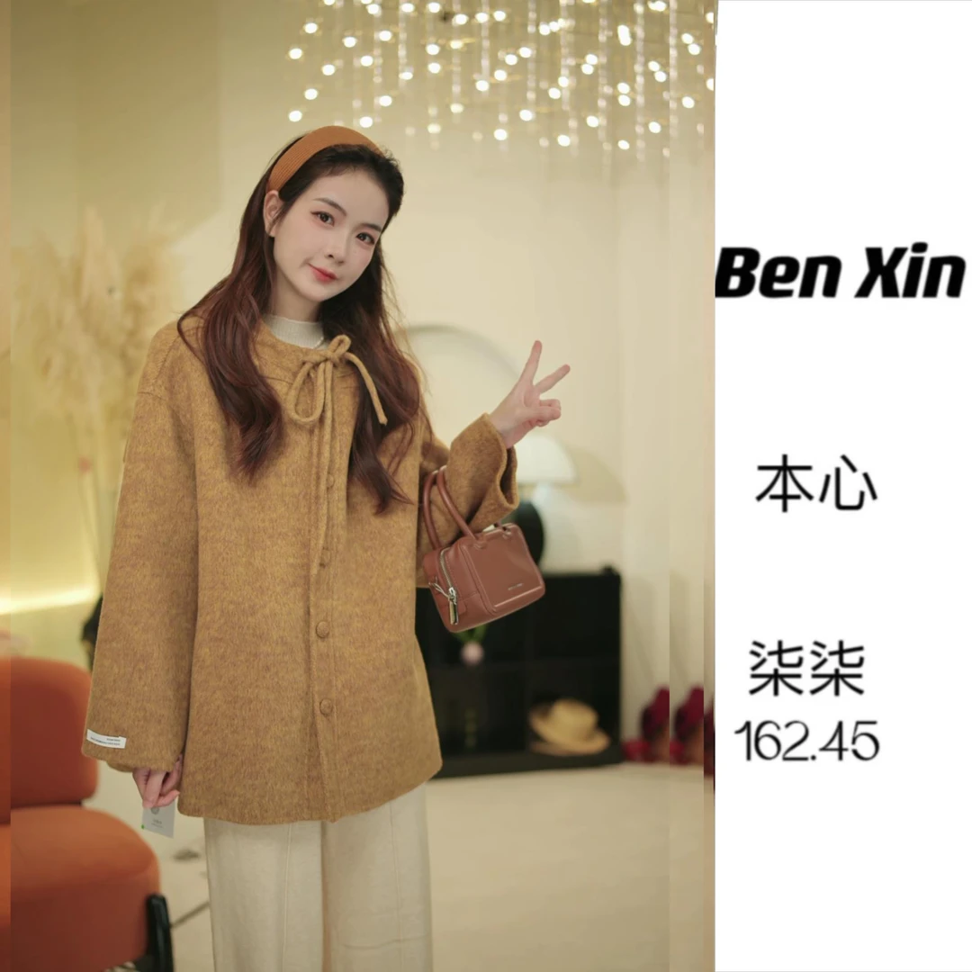 【本心专属】韩系秋冬短款连帽蝴蝶结减龄宽松学院风毛呢外套F035