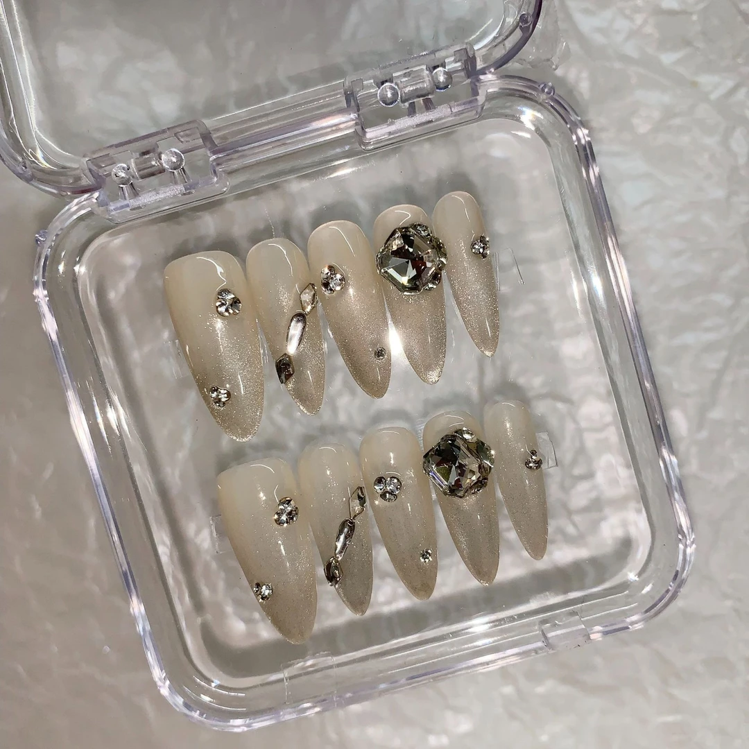 冰糖奶昔手工片精品高货超闪钻猫眼美甲成品甲片可拆卸美甲穿戴式