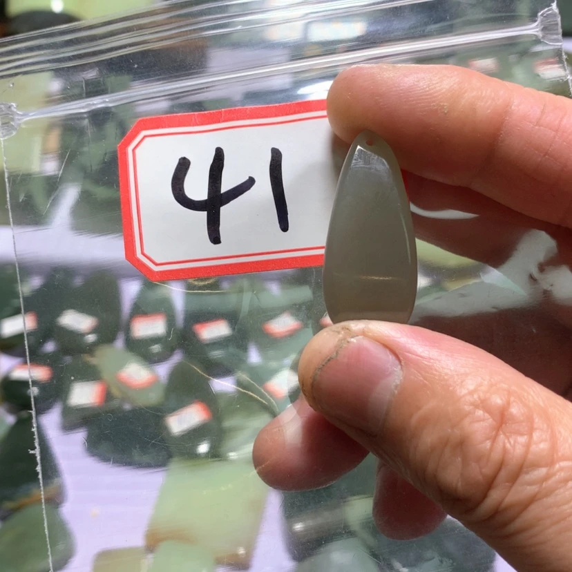 【闪购商品】和田玉（糖玉）颈饰未镶嵌乆*乆