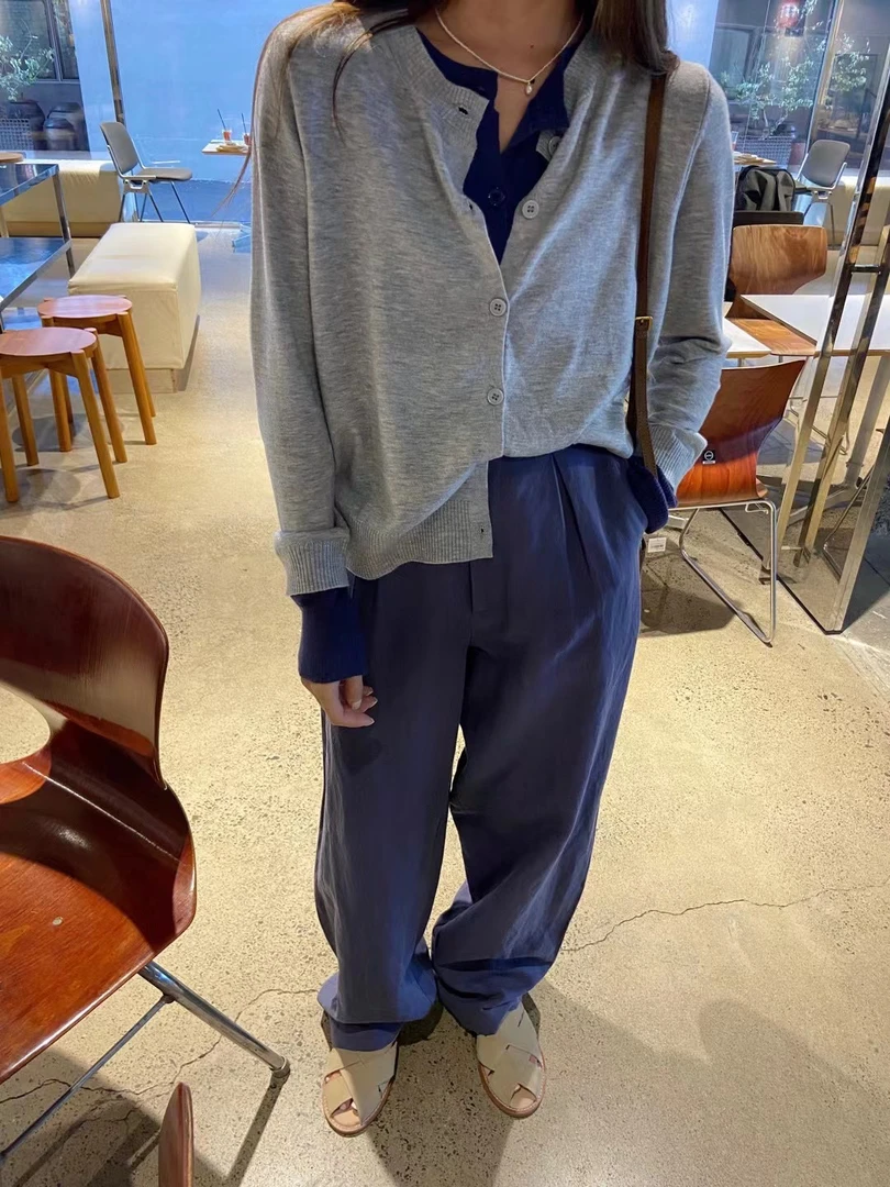 小花同学假两件拼接设计圆领针织开衫