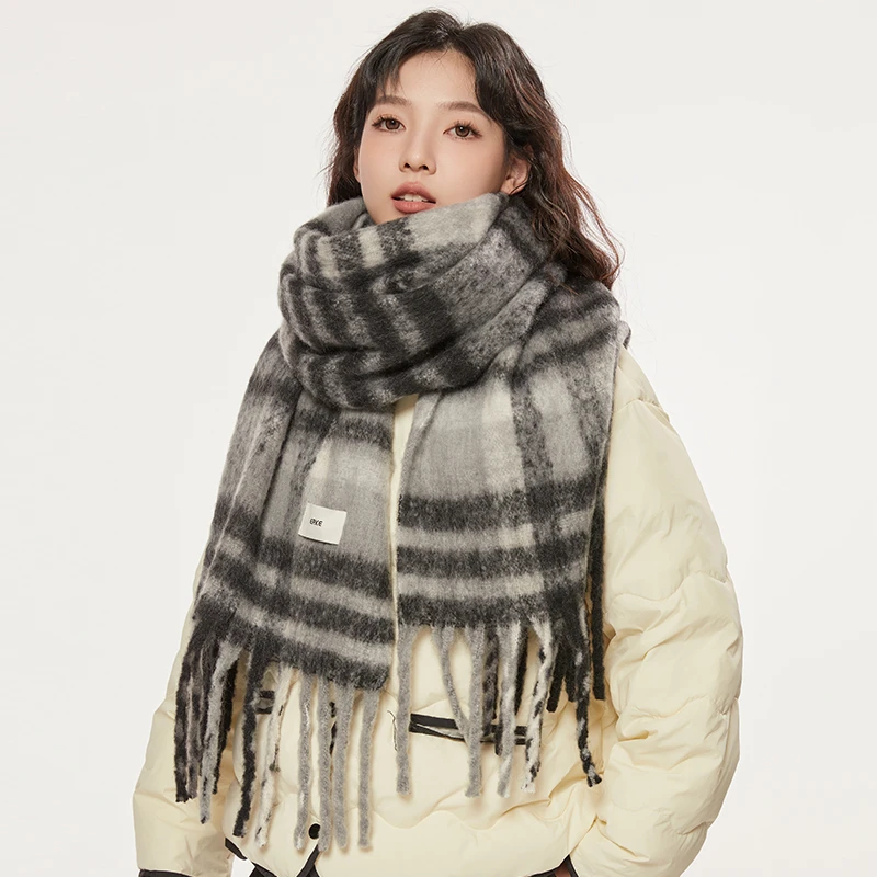 鸿星尔克围巾女秋冬季韩系百搭锁温加厚学生情侣围脖保暖舒适亲肤