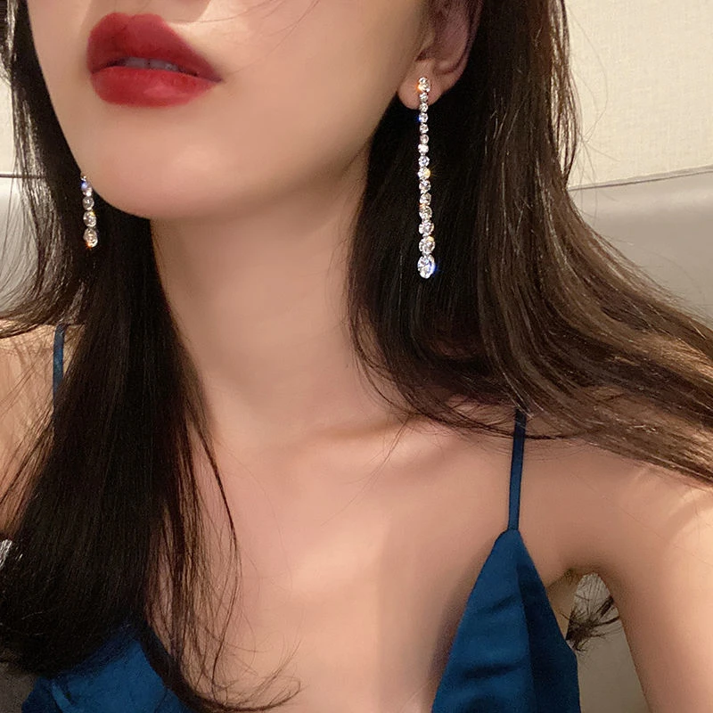 高级感气质长款轻奢耳坠日韩ins潮简约优雅法式流苏耳环网红耳饰