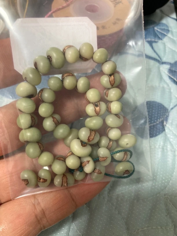 非金属木质手链 天然绿色金佛草菩提36颗棕榈籽手链清新素款轻奢