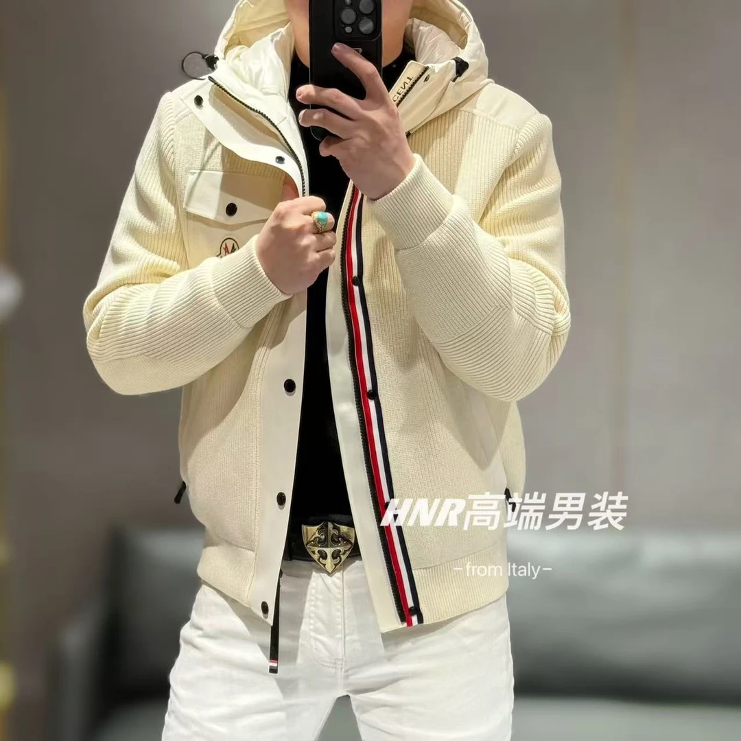 条纹撞色拼接设计款休闲百搭男士针织羽绒服25222