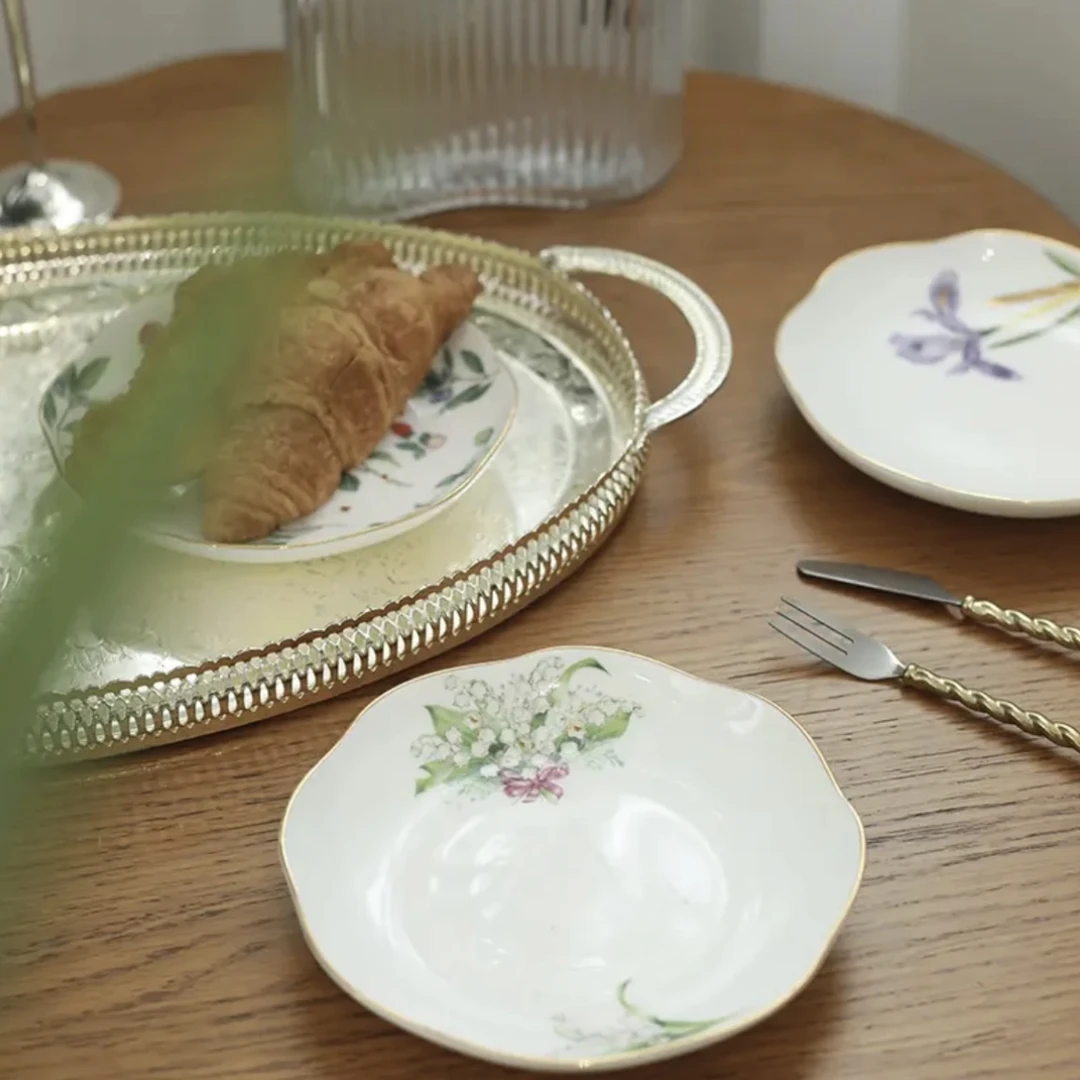（铃兰）骨碟法式家用骨瓷小清新甜点碟蛋糕碟小菜碟分餐碟礼盒装