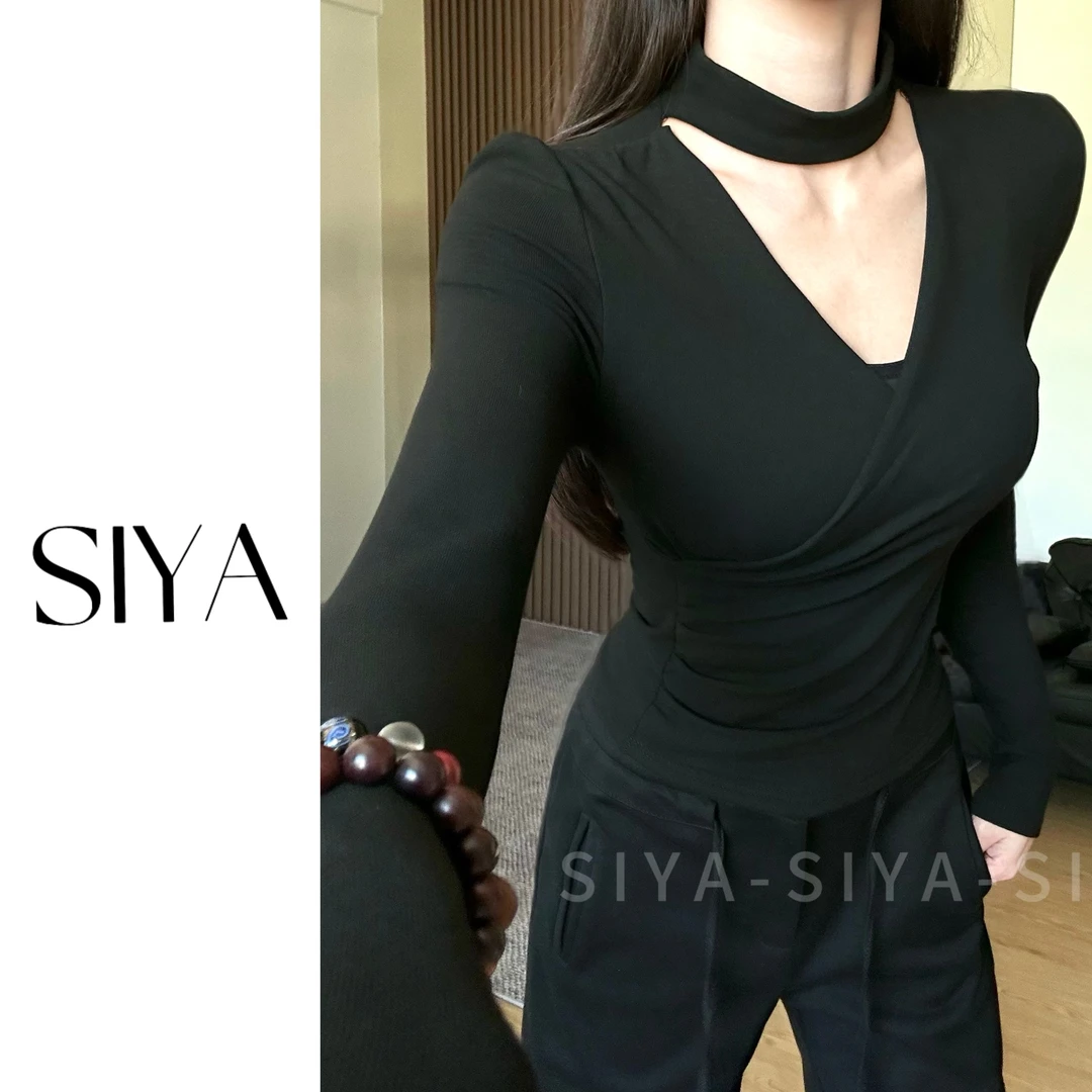 【SIYA】加绒黑色挂脖褶皱修身v领打底衫秋冬新款辣妹性感显瘦上衣