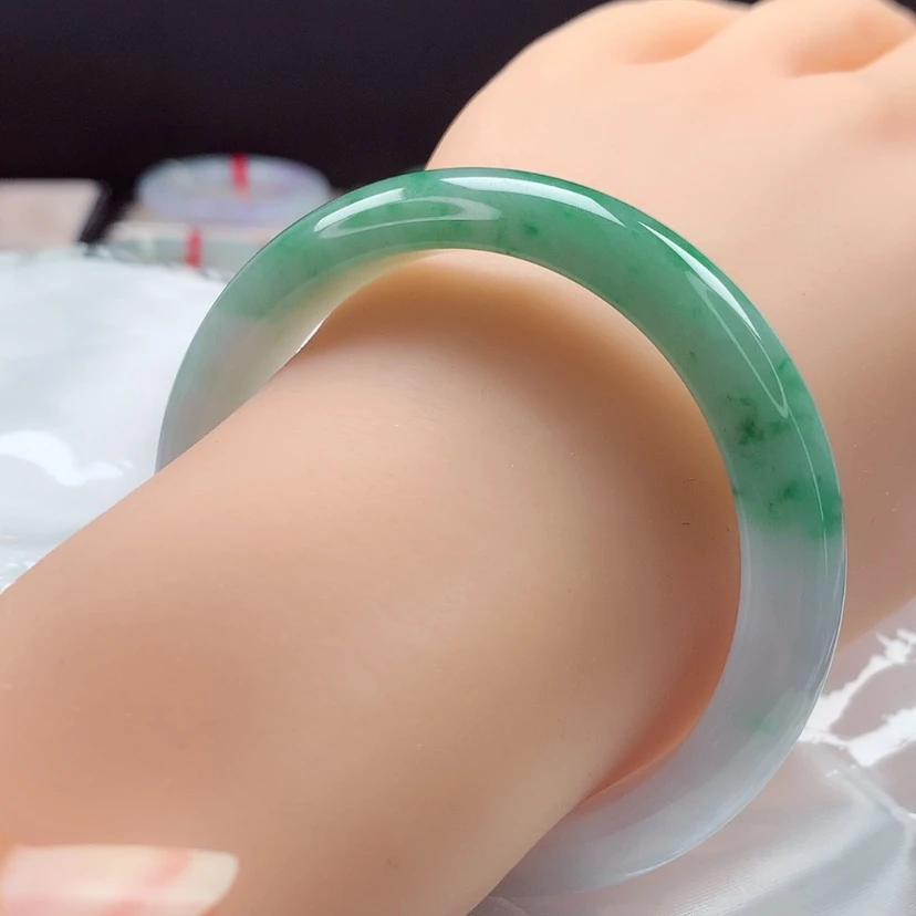 【闪购商品】翡翠手镯未镶嵌天然翡翠手镯