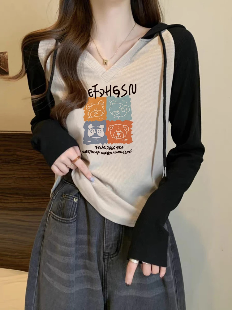 连帽长袖t恤女2024秋季新款撞色拼接宽松显瘦大码短款内搭打底衫