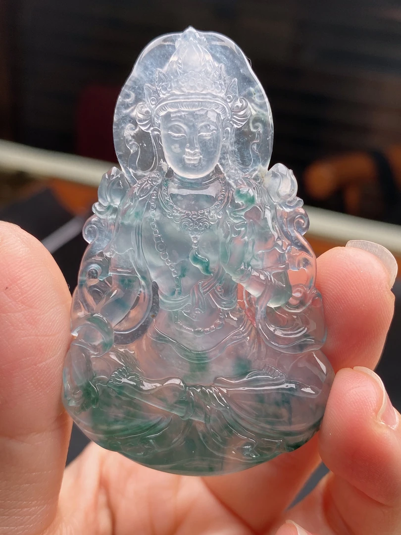 【海琳阁】天然缅甸A货翡翠冰玻种飘绿观音