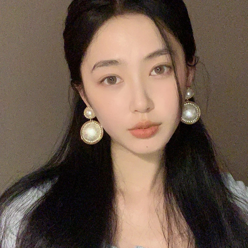 oushipei/欧诗佩 铜合金仿珍珠耳饰 法式复古夸张大珍珠耳环
