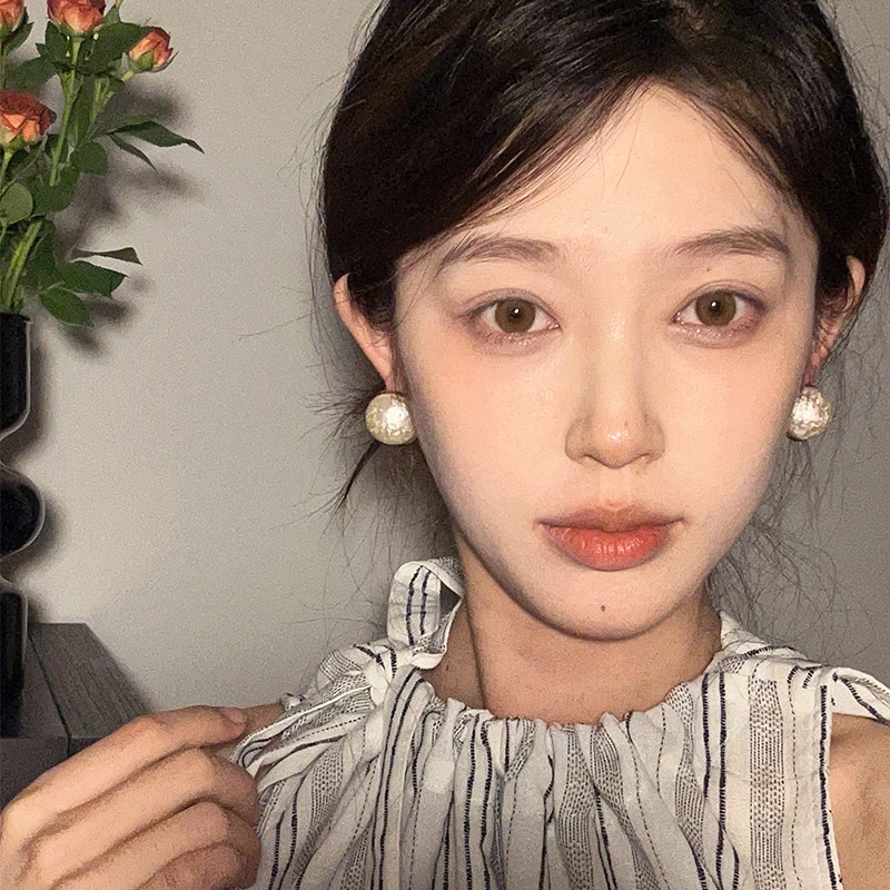 oushipei/欧诗佩 铜合金仿珍珠耳饰 高级感耳钉法式复古简约耳环