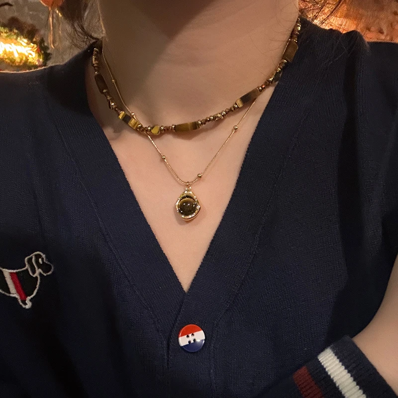 oushipei/欧诗佩 铜合金树脂项链  美拉德风复古双层串珠项链颈链
