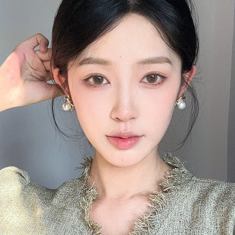 oushipei/欧诗佩 铜合金仿珍珠耳饰  法式复古蝴蝶结耳环气质高级