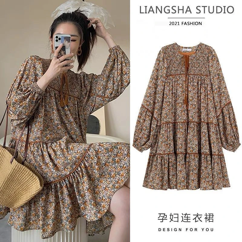 高级感孕妇装秋装连衣裙时尚网红宽松显瘦碎花遮肉孕妇裙子中长款