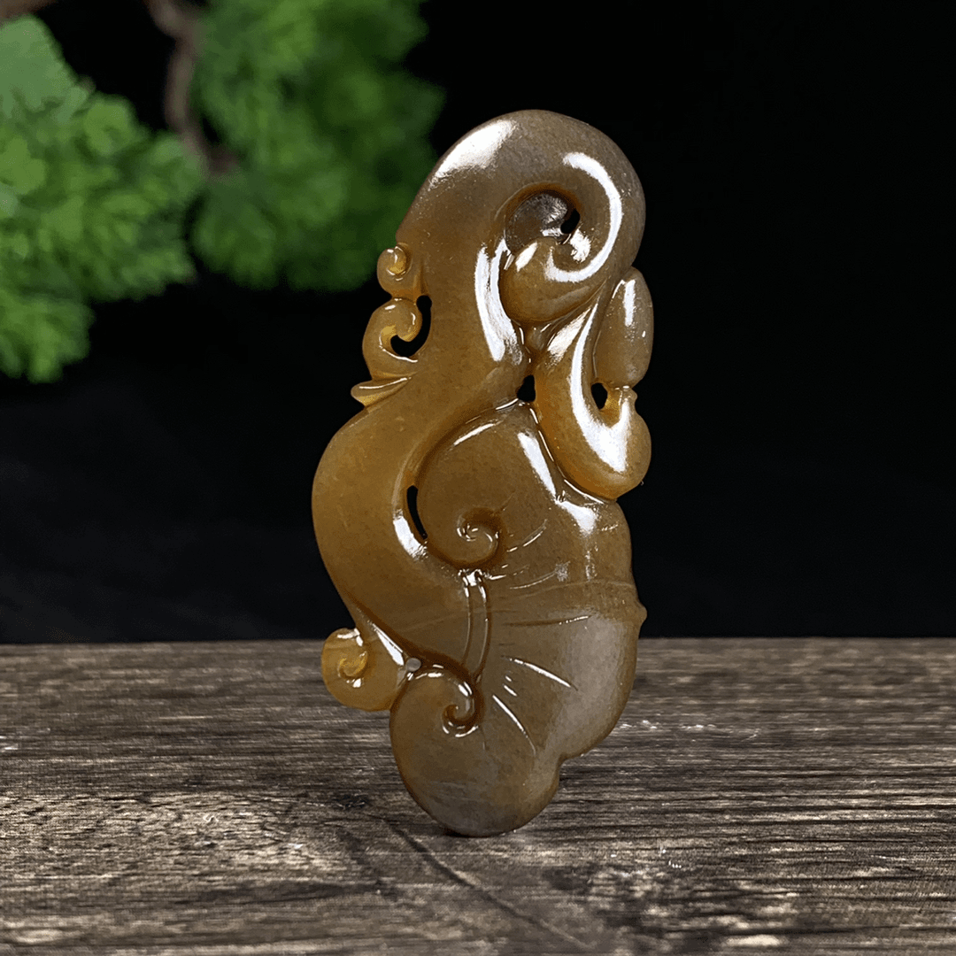 天然新疆和田玉如意吊坠