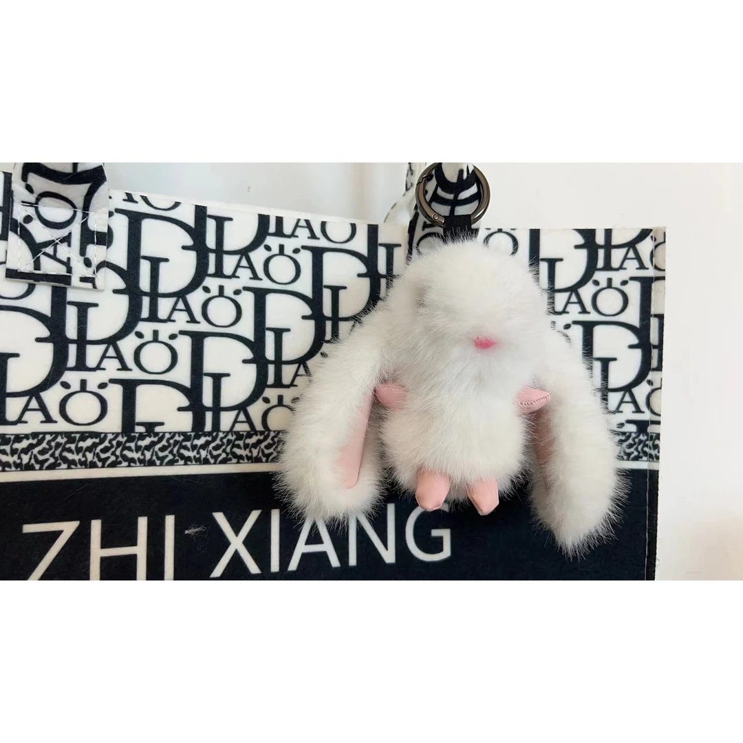 可爱精致毛绒小兔子挂饰汽车钥匙扣包包挂挂件生日礼物