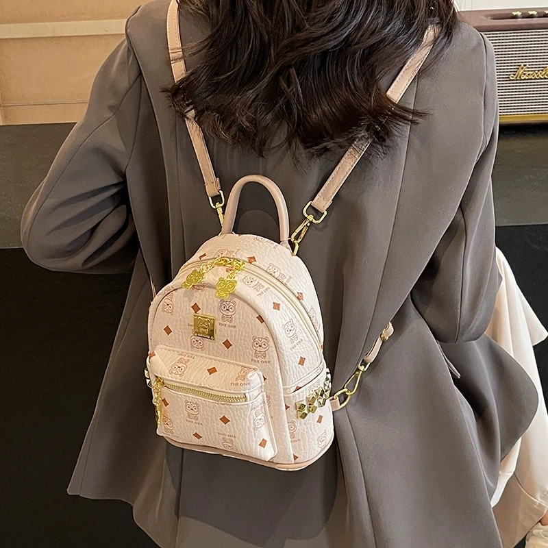 双肩包女设计感小众轻便旅游包包女士2024新款迷你可爱短途小背包