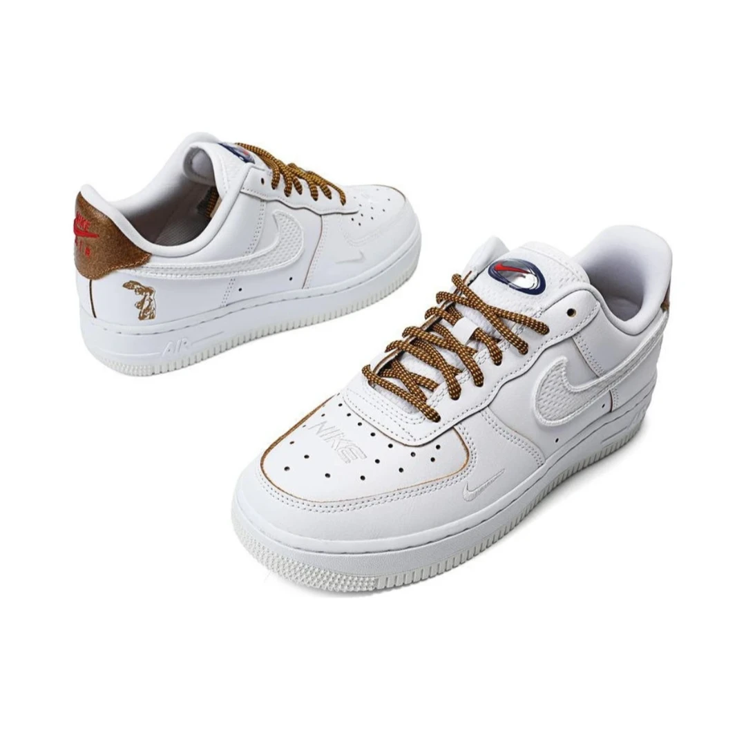 NIKE/耐克 WMNS AIR FORCE1 07 LX休闲女鞋HF5716111