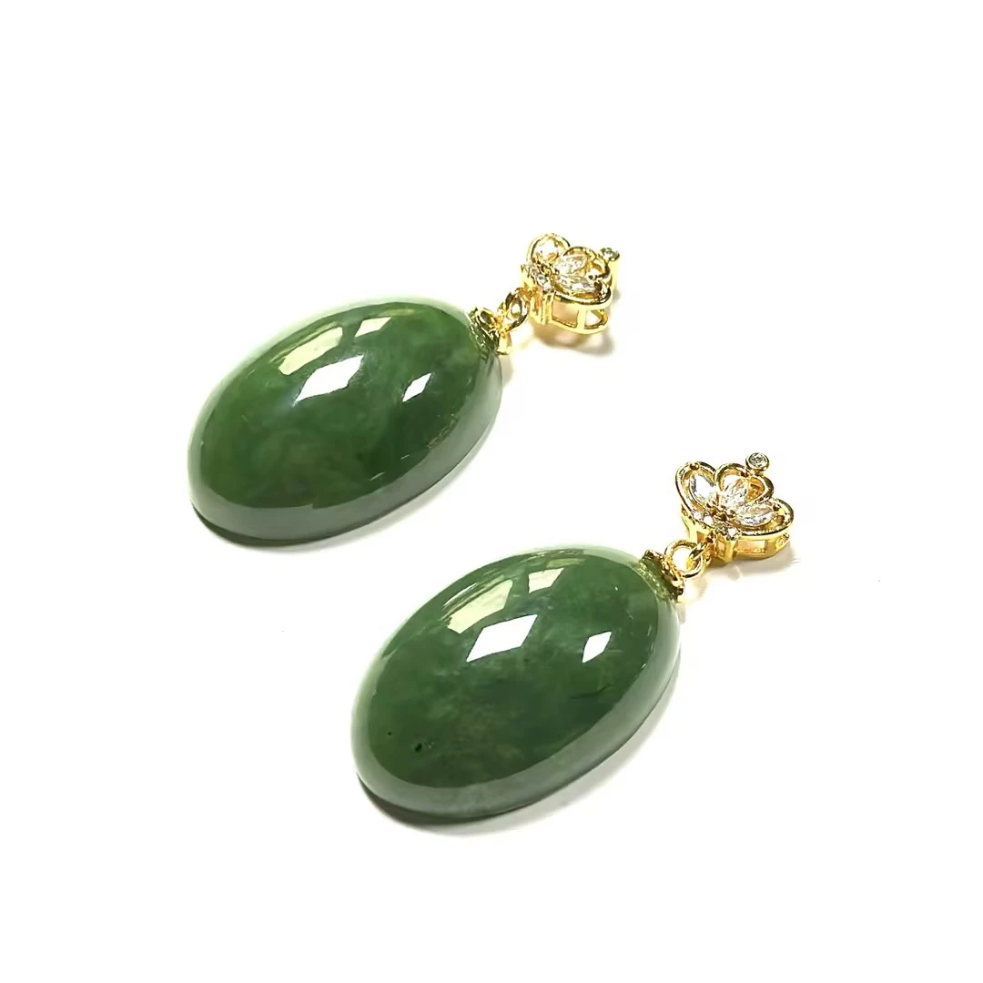 【CH】碧玉辣绿色蛋面吊坠（多样性发其一）