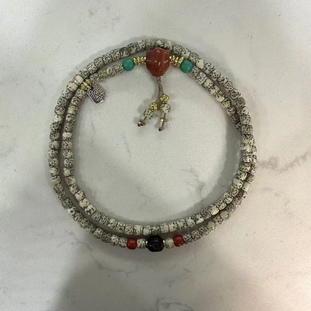 P82 星月菩提脖挂0.5cm*0.6cm