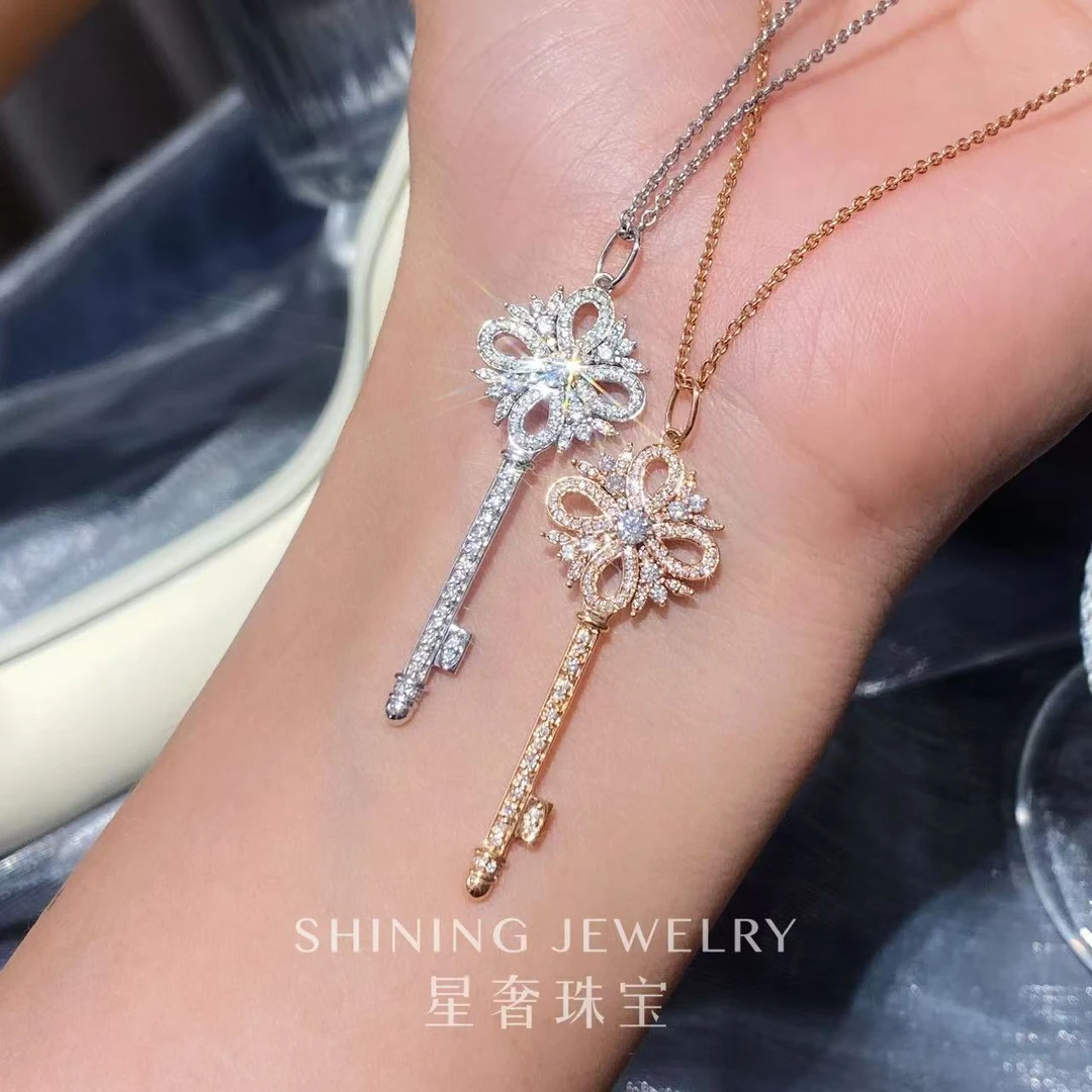 【星奢珠宝】18k镶嵌金钻石雪花钥匙项链气质轻奢时尚百搭精致灵动