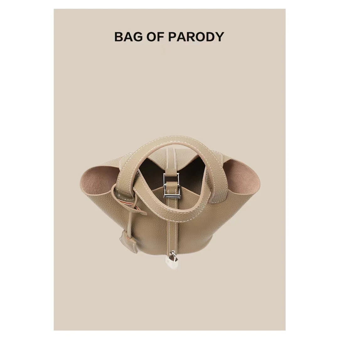 新款水桶包送内胆长肩带小马