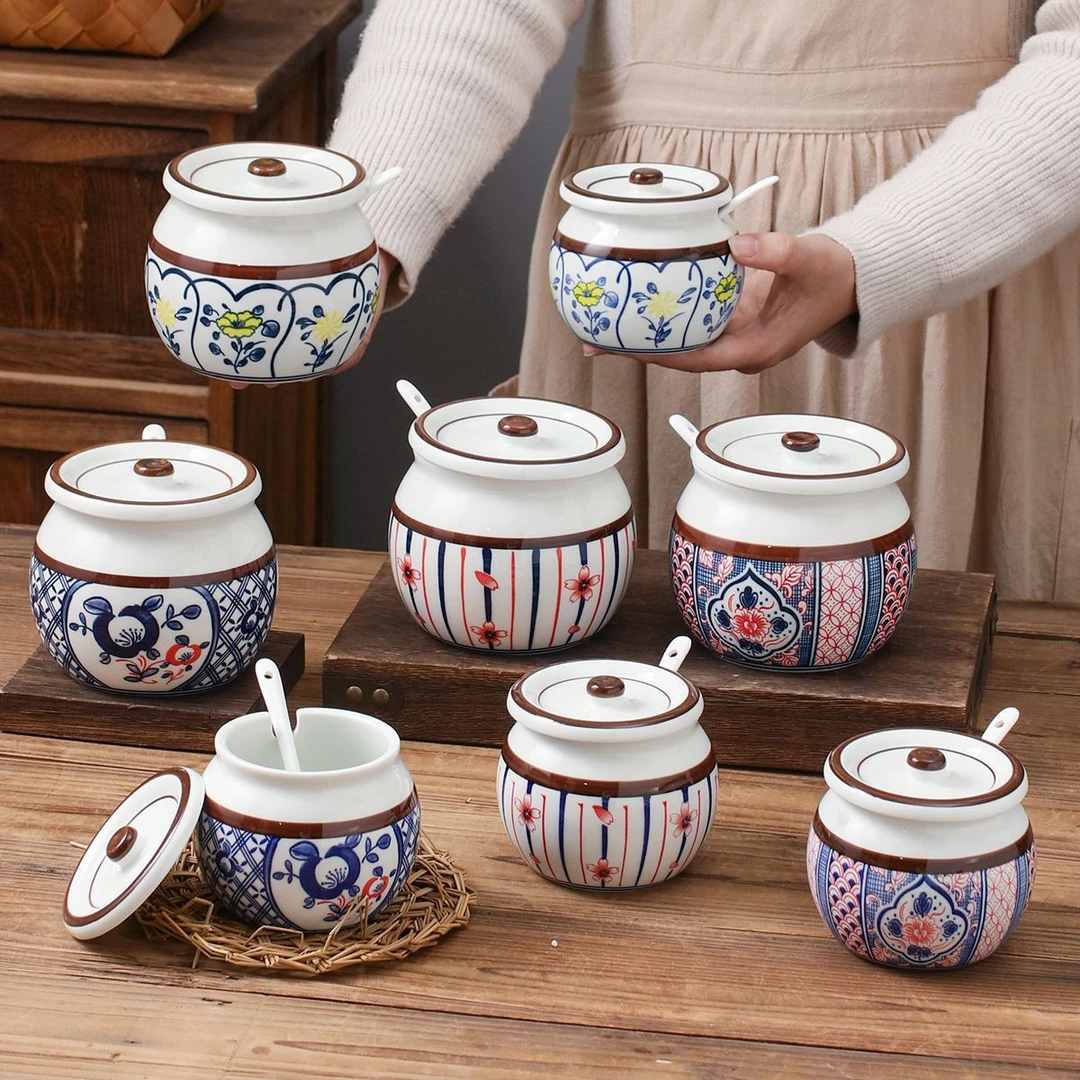 包邮*新款耐高温猪油罐带盖釉下印彩家居和风陶瓷调味罐分装专用