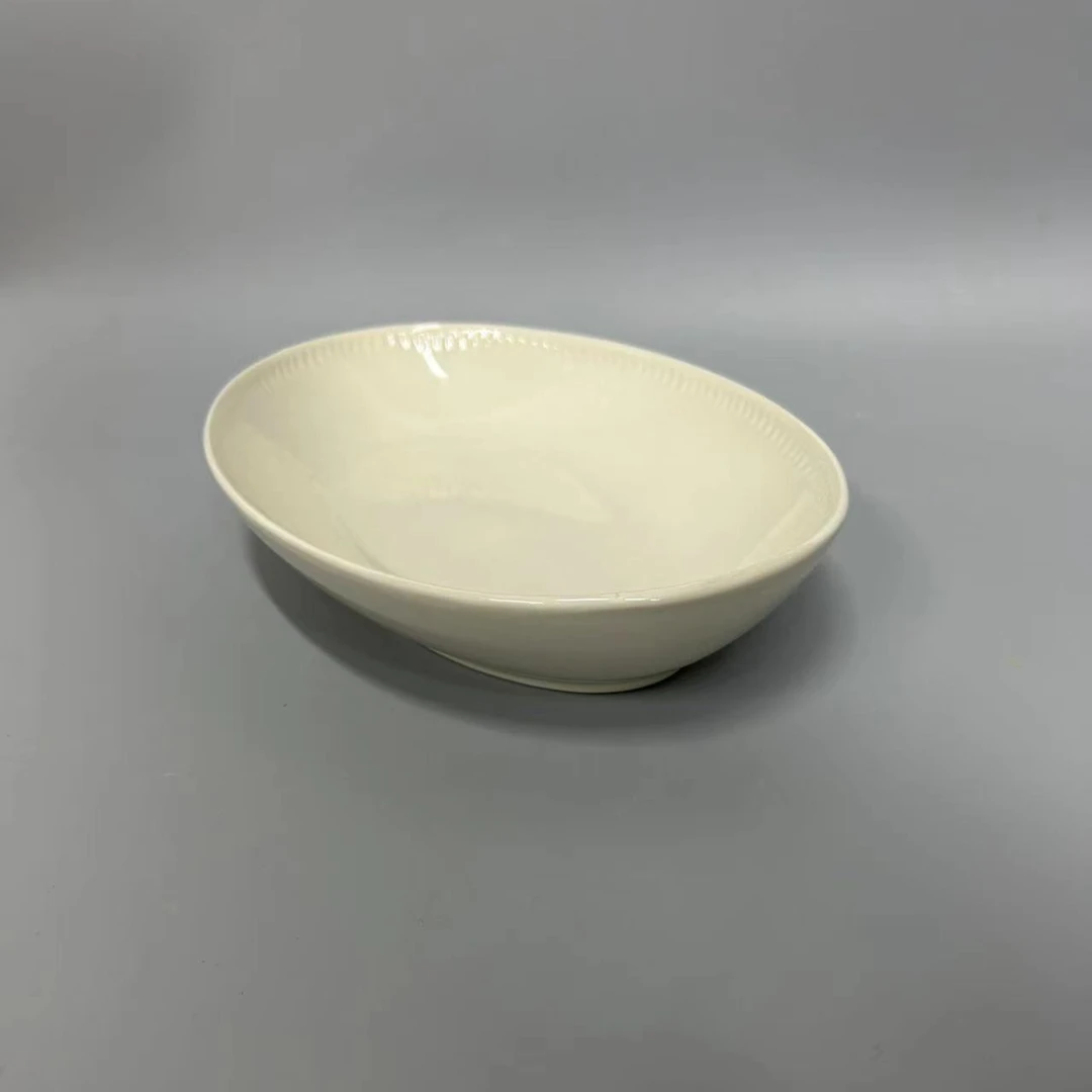 92302  12英寸椭圆形中式陶瓷米白浮雕鱼盘窑变家用蒸鱼盘 盘子