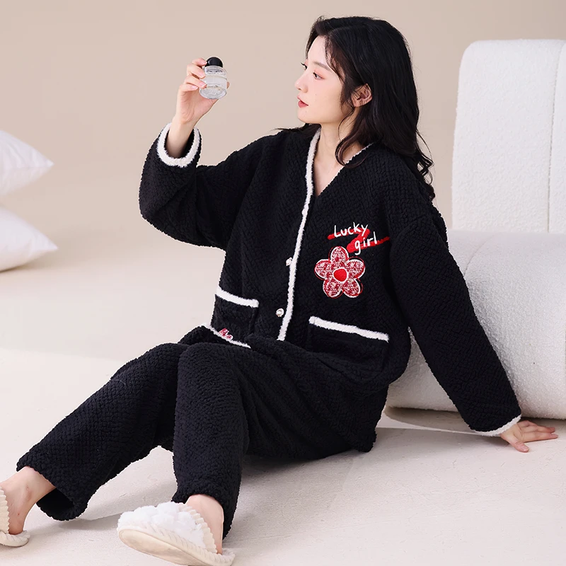 女士新款睡衣冬季简约宽松舒适时尚黑色加绒加厚套装家居服可外穿