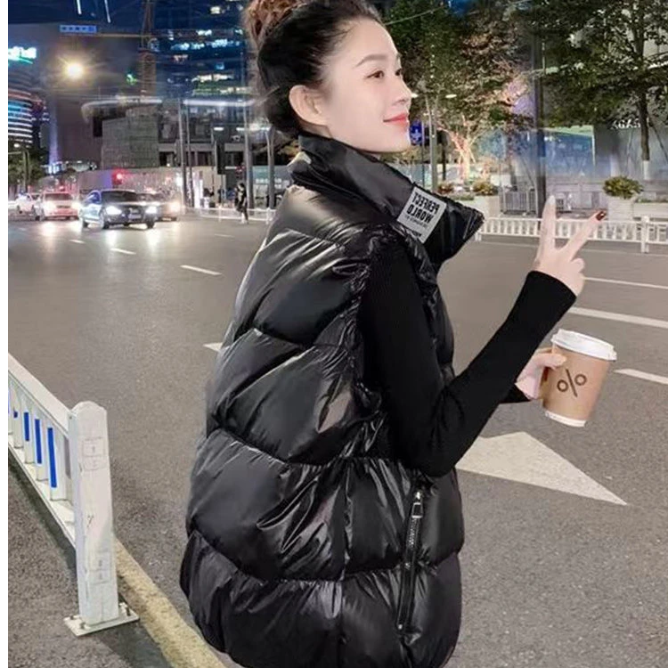 短款时尚洋气显瘦黑色马甲女款百搭外穿韩版马甲加厚无袖学生外套