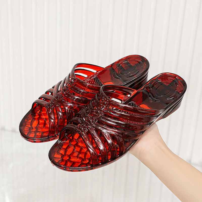 不臭脚中年透明拖鞋女夏天外出百搭水晶中跟高档凉鞋老式女士拖鞋