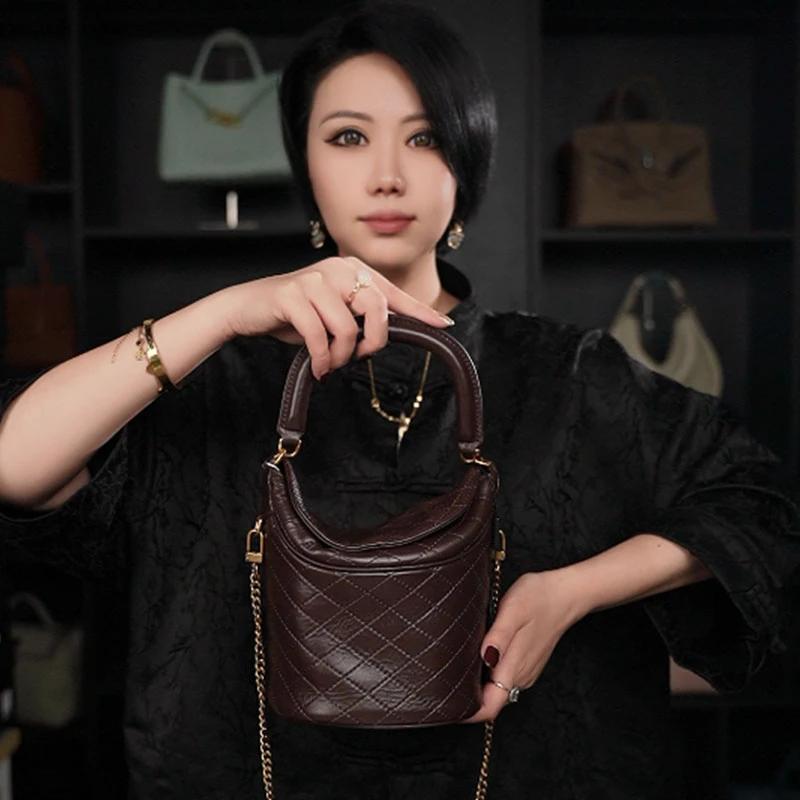 【高端玩家】J-6095-鸣木色 新款时尚休闲头层皮轻奢百搭小众女包