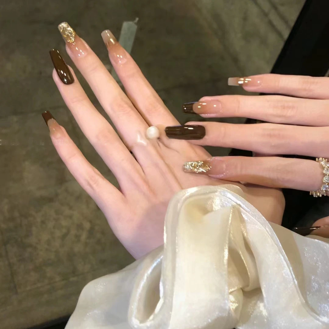 高级感轻奢风美甲片秋冬美拉德法式显白爆闪穿戴甲指甲片长款甲片